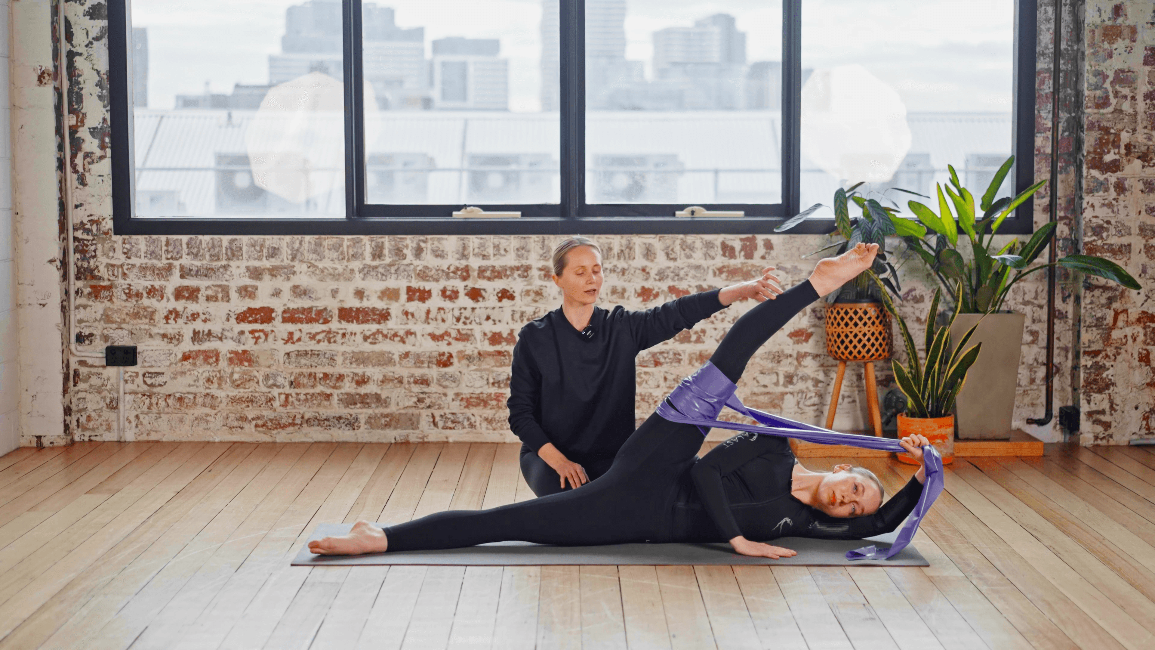 Rond de Jambe stretch